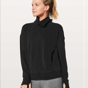 Lululemon stress less pullover